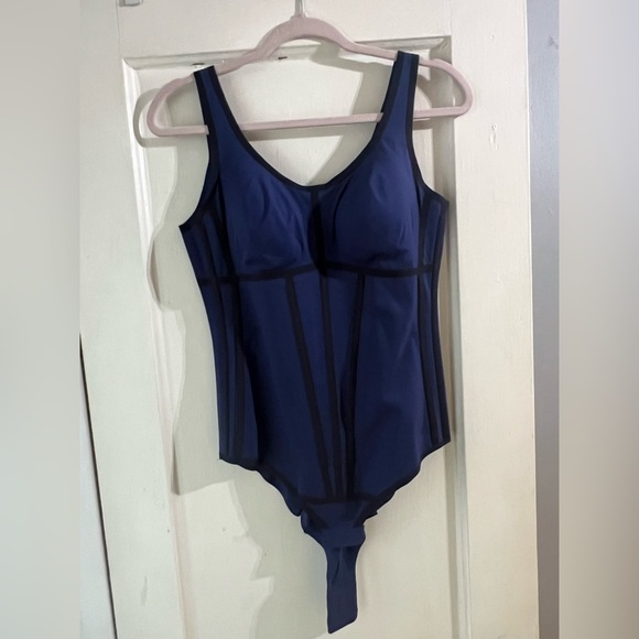 Honeylove Boldness Bodysuit L - Picture 3 of 9